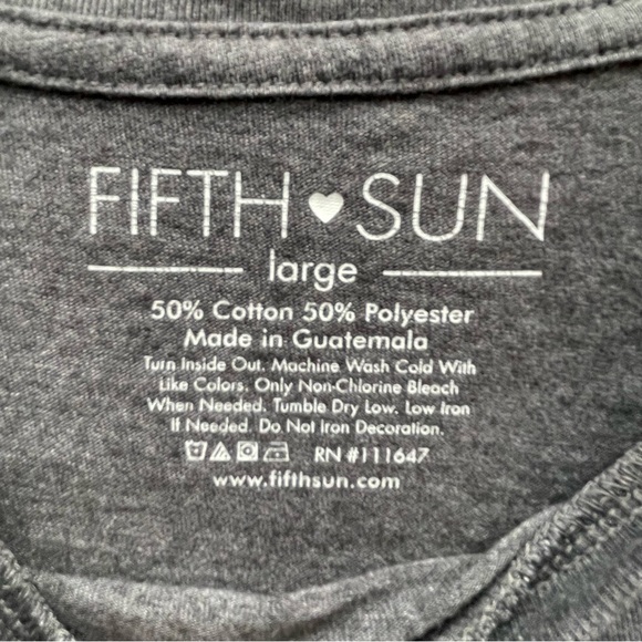 Women's Fifth Sun  "be the person your pet thinks you are" Statement Tshirt L - Picture 5 of 7